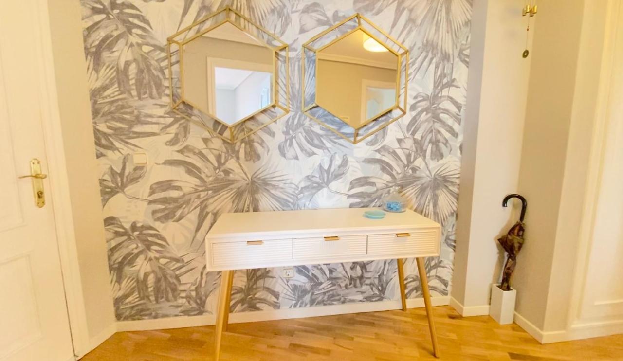 Apartamento Luna Leon Bagian luar foto